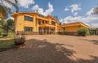 4 Bed Townhouse with En Suite at Lavington - 1
