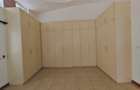 4 Bed Villa with En Suite in Riverside - 12