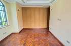 4 Bed Townhouse with En Suite at Muthangari Road - 13