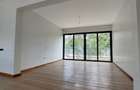 5 Bed Townhouse with En Suite in Lavington - 16