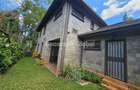 4 Bed Townhouse with En Suite in Spring Valley - 1