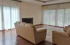 5 Bed Townhouse with En Suite at Convent Drive - 9