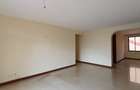 4 Bed Apartment with En Suite in Parklands - 9
