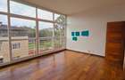 5 Bed Townhouse with En Suite at Convent Drive - 13