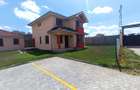 3 Bed House with En Suite at Acacia - 2