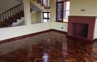 7 Bed House with En Suite in Redhill - 19