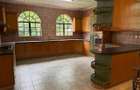 5 Bed House with En Suite in Runda - 7