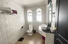 5 Bed Townhouse with En Suite in Riverside - 8