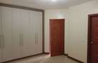 4 Bed Apartment with En Suite in Parklands - 13