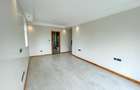 4 Bed Apartment with En Suite in Spring Valley - 15