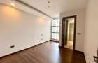 3 Bed Apartment with En Suite in Brookside - 3