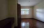 4 Bed House with En Suite in Lavington - 15