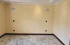 5 Bed Townhouse with En Suite at Lavington Road - 15