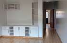 4 Bed House with En Suite in Donholm - 15