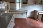5 Bed Townhouse with En Suite in Lavington - 6