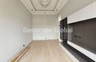 5 Bed House with En Suite in Lavington - 4