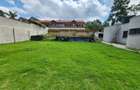 1 Bed House with En Suite in Lavington - 4