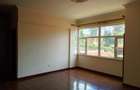 5 Bed House with En Suite in Runda - 9