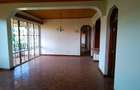 4 Bed Apartment with En Suite at Riverside Drive - 2