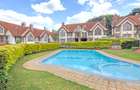 5 Bed Townhouse with En Suite at Lavington Green - 7