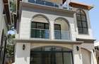 5 Bed Townhouse with En Suite in Lavington - 9