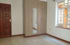 4 Bed Townhouse with En Suite in Kiambu Town - 11