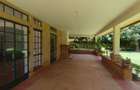 5 Bed House with En Suite in Rosslyn - 16