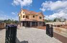 4 Bed Townhouse with En Suite at Gikambura - 7