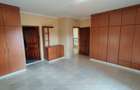 4 Bed Townhouse with En Suite in Ongata Rongai - 15