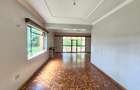 5 Bed House with En Suite in Nyari - 3