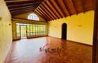 4 Bed House with En Suite in Runda - 16