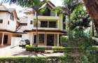 5 Bed Townhouse with En Suite at Lavington Green - 1