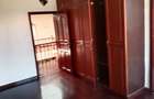 6 Bed Townhouse with En Suite at Karen Hardy - 20