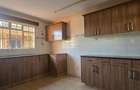 4 Bed House with En Suite in Kiambu Road - 8