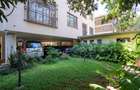 3 Bed Apartment with En Suite in Westlands Area - 17