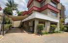 5 Bed Villa with En Suite at Lavington - 1