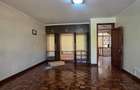 5 Bed Townhouse with En Suite in Kileleshwa - 15
