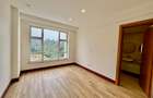 3 Bed Apartment with En Suite in Parklands - 5