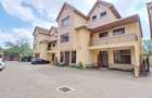 5 Bed Townhouse with En Suite in Lavington - 2