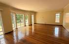 5 Bed House with En Suite in Spring Valley - 5