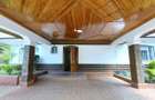 5 Bed House with En Suite in Rosslyn - 5