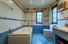 4 Bed House with En Suite in Ridgeways - 6