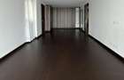 4 Bed Apartment with En Suite at Valley Arcade - 7