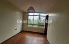 3 Bed Apartment with En Suite in Westlands Area - 5
