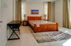 1 Bed Apartment with En Suite at Lantana Road - 2