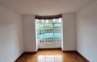 4 Bed Townhouse with En Suite at Rosslyn Garden - 13