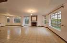 4 Bed Townhouse with En Suite in Spring Valley - 4