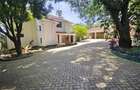 4 Bed House with En Suite in Runda - 2