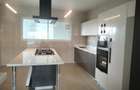 3 Bed Apartment with Swimming Pool in Riverside - 20