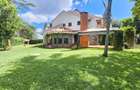 5 Bed House with En Suite in Runda - 1